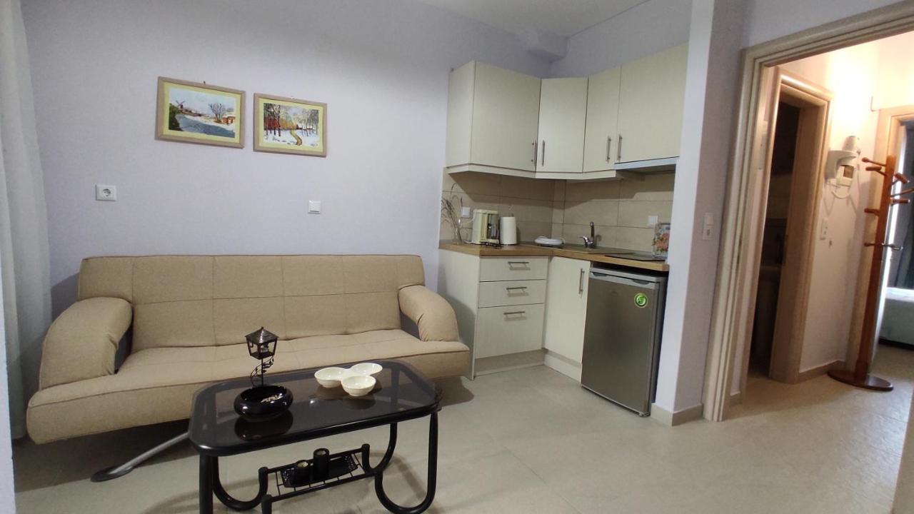Asterias Maisonette & Apartments Kariani ภายนอก รูปภาพ